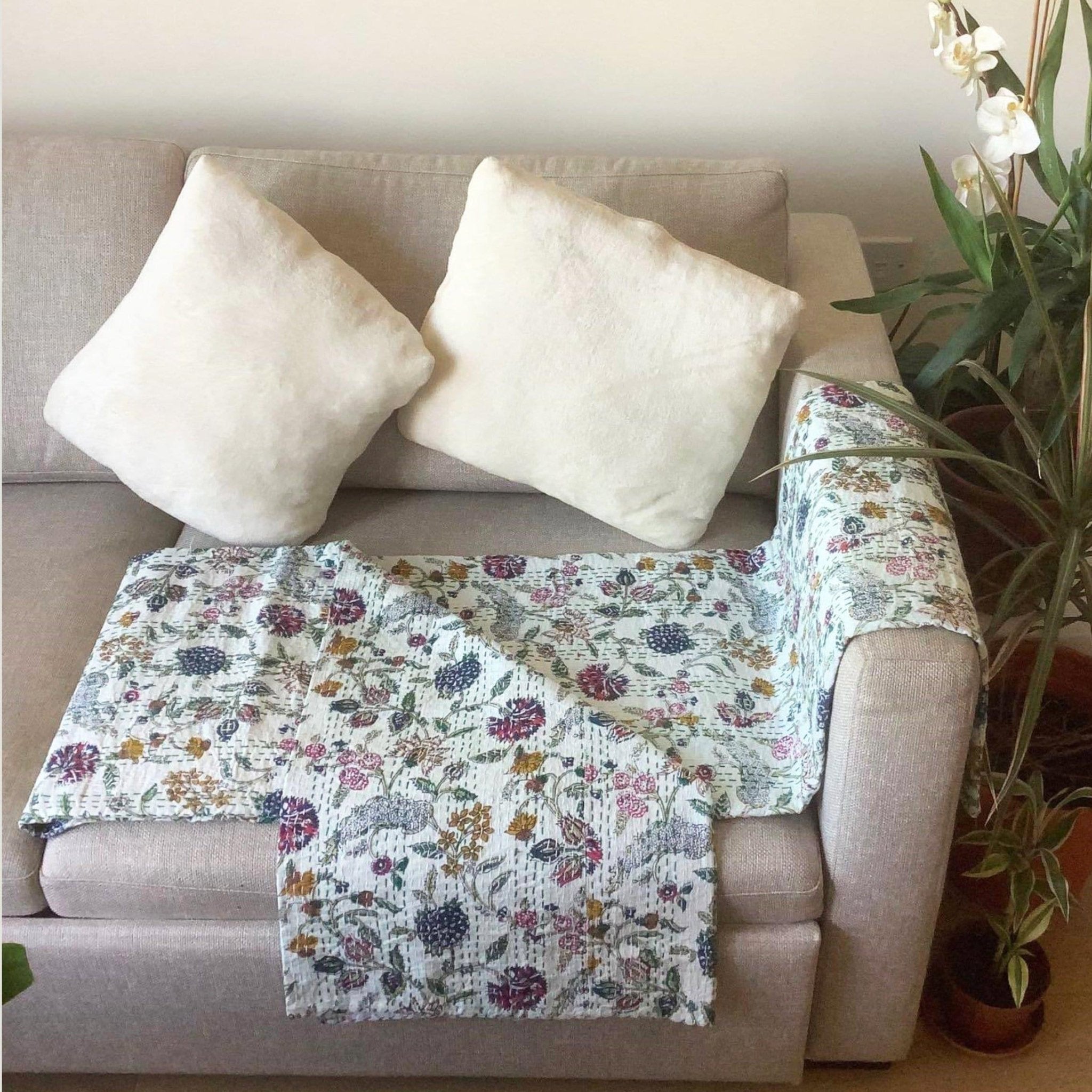 Hand Embroidered Kantha Quilt - Ammpoure Wellbeing