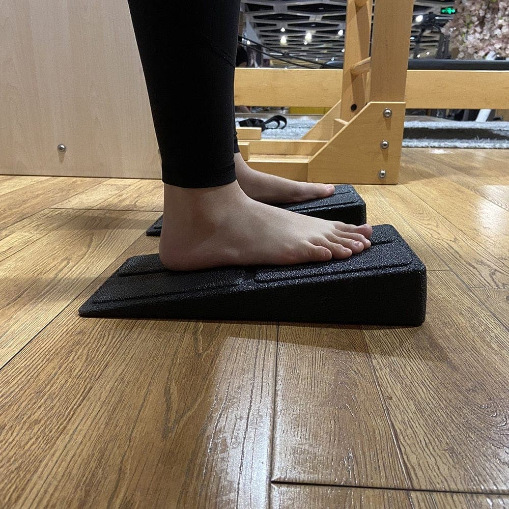 Yoga Wedge Stretch Slant Boards Adjustable Tilt Slanting Board Yoga Block Improve Lower Leg Strength for Exercise Gym Fitness - Ammpoure Wellbeing